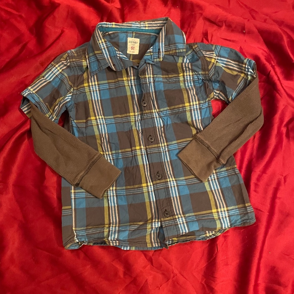 Boys Old Navy long sleeved button down .